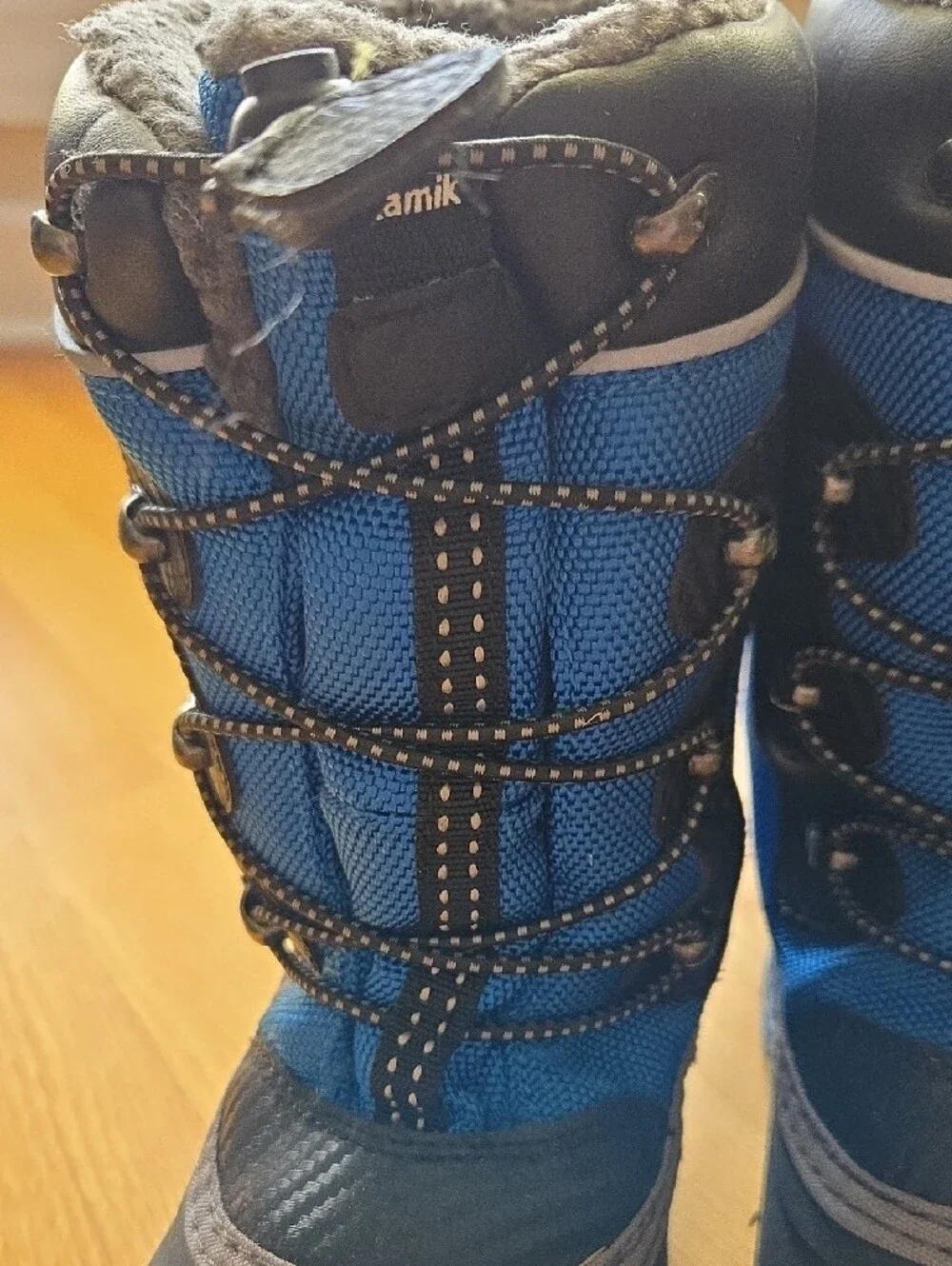 Kamik Luke 3 Kids Blue and Black Insulated Snow Boots Size 5 Big Boys